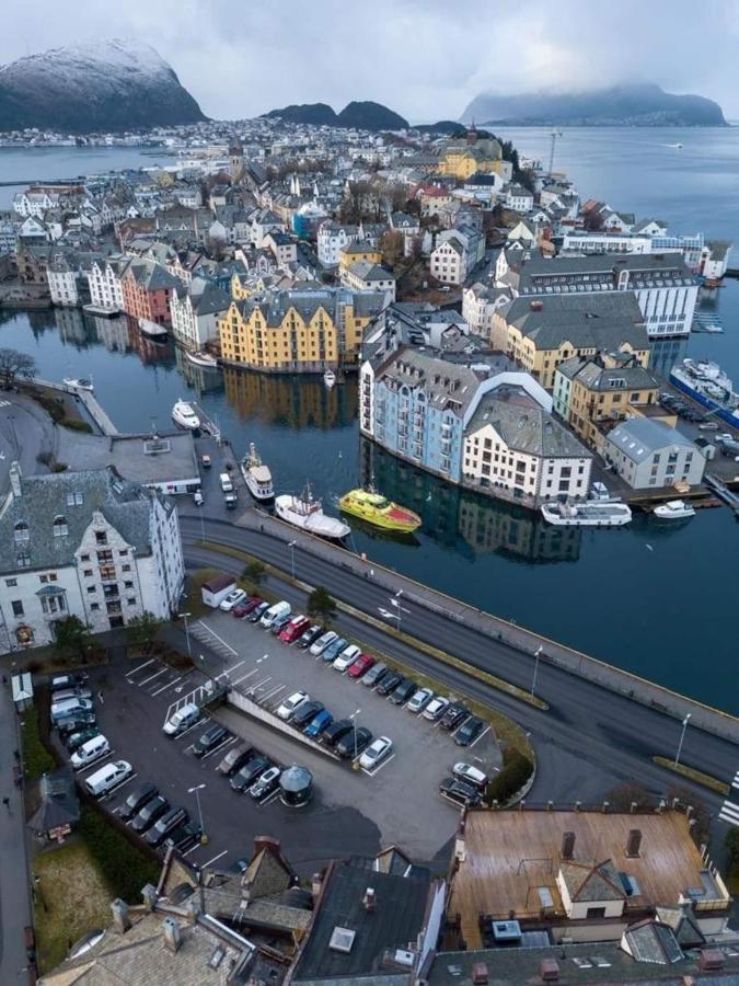 Alesund Skysuite Exterior photo